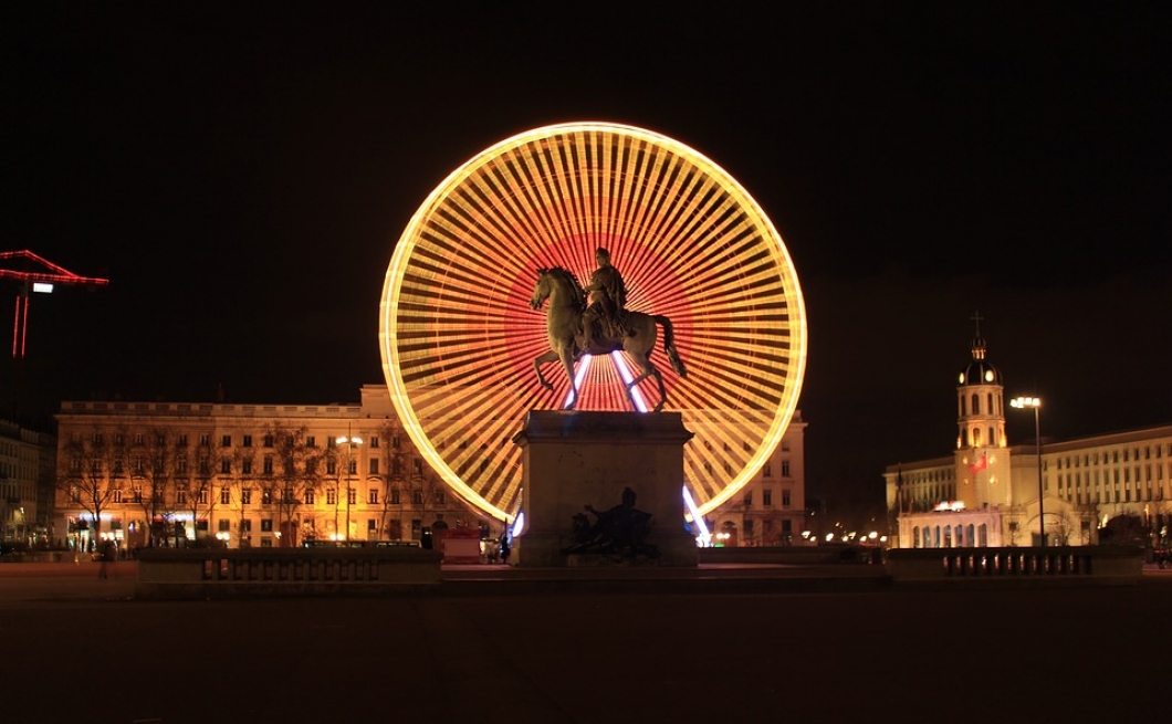 Place Bellecour by night